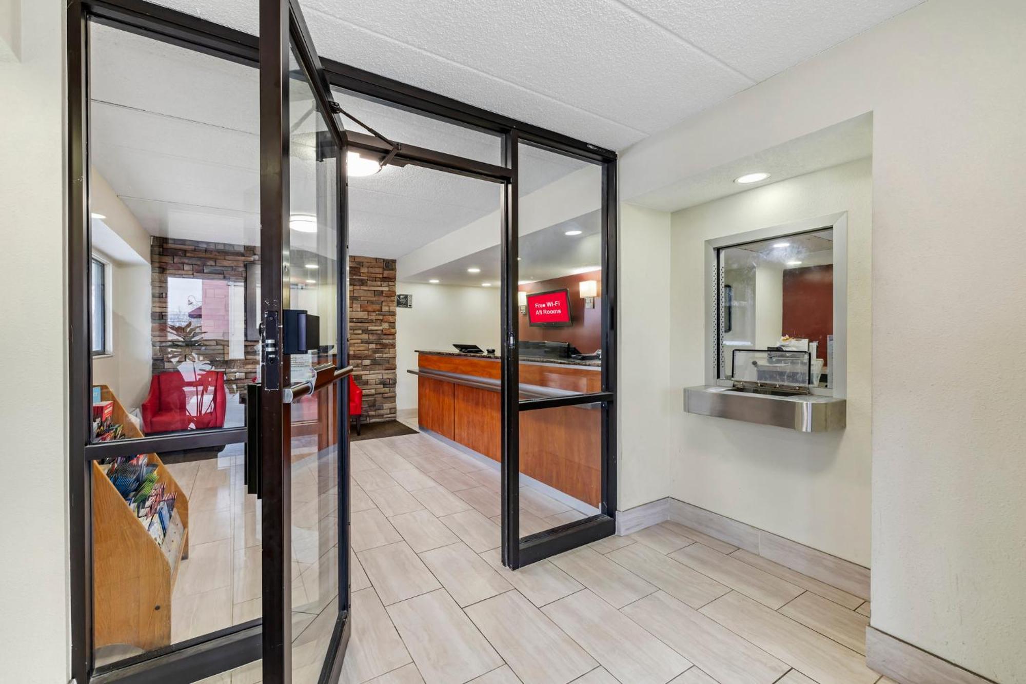 Red Roof Inn Parsippany Dış mekan fotoğraf